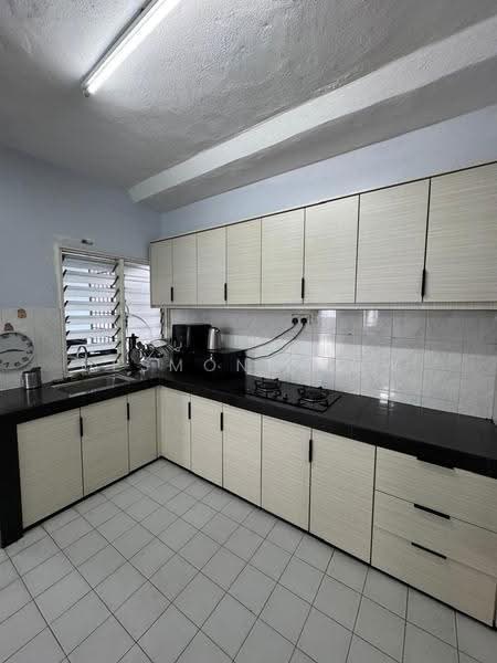 Kondominium untuk Disewa di Bukit Pandan Kondominium 1 - Desmond Low - Kitchen - PropertyGuru.com.my