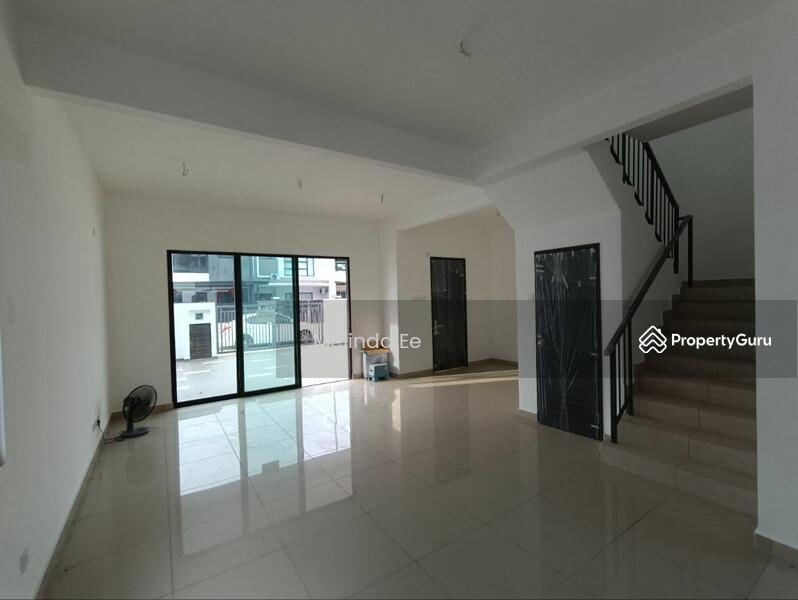 For Sale - Johor Bahru Austin Duta 4 @ Taman Austin Duta 2 Storey Terrace Endlot