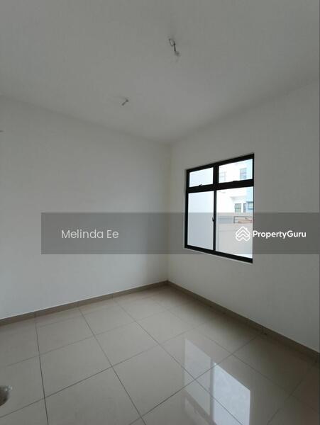 For Sale - Johor Bahru Austin Duta 4 @ Taman Austin Duta 2 Storey Terrace Endlot