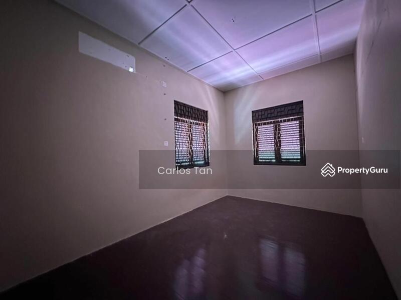 For Sale - Semi-D house at Taman Setia Jaya