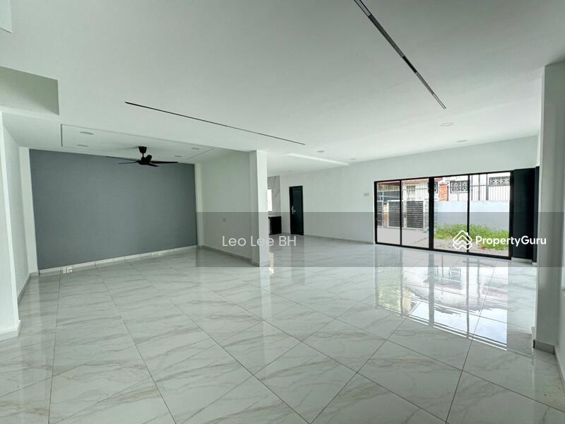 For Sale - Jalan Yusof Taha 5, Kampung Mahmoddiah, 80100 Johor Bahru