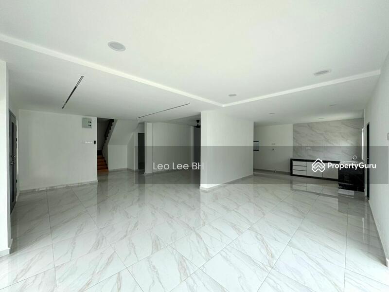 For Sale - Jalan Yusof Taha 5, Kampung Mahmoddiah, 80100 Johor Bahru