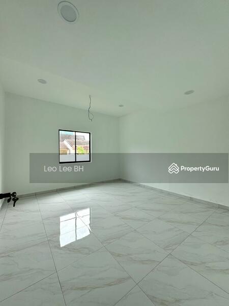 For Sale - Jalan Yusof Taha 5, Kampung Mahmoddiah, 80100 Johor Bahru