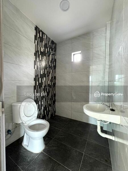 For Sale - Jalan Yusof Taha 5, Kampung Mahmoddiah, 80100 Johor Bahru