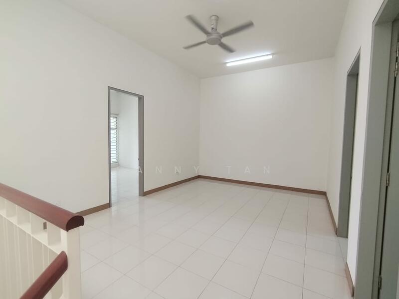 2-storey Terraced House for Sale in Bandar Rimbayu (Telok Panglima Garang) - Danny Tan - PropertyGuru.com.my