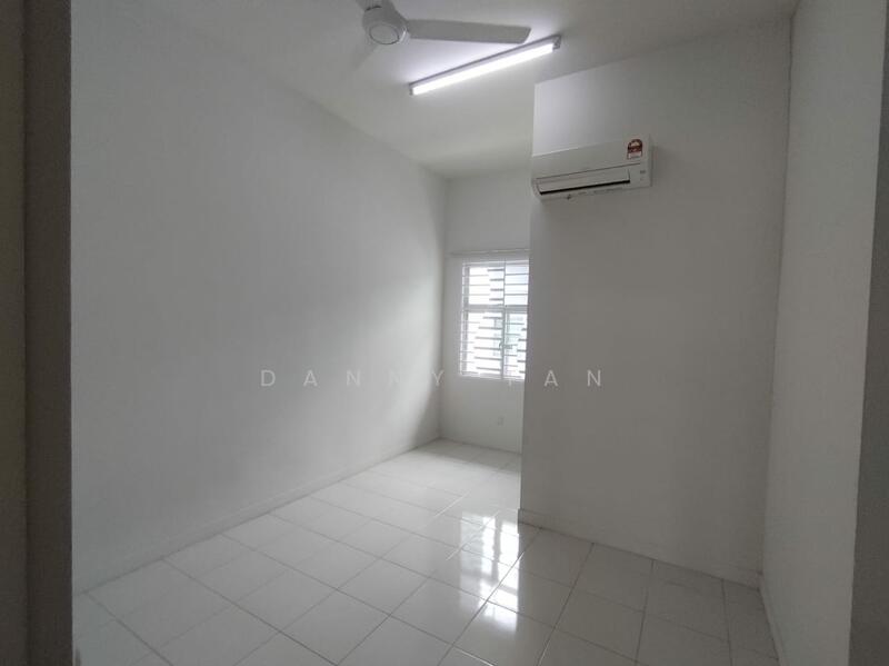 2-storey Terraced House for Sale in Bandar Rimbayu (Telok Panglima Garang) - Danny Tan - PropertyGuru.com.my