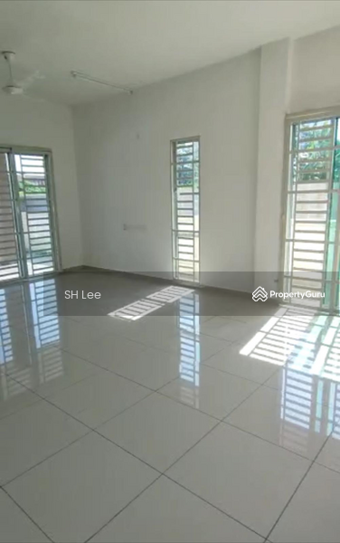 Untuk Dijual - Terrace house at Taman Naluri Indah