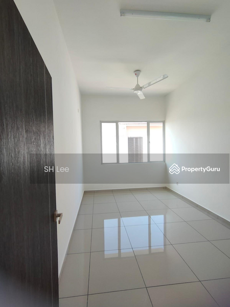 Untuk Dijual - Terrace house at Taman Naluri Indah