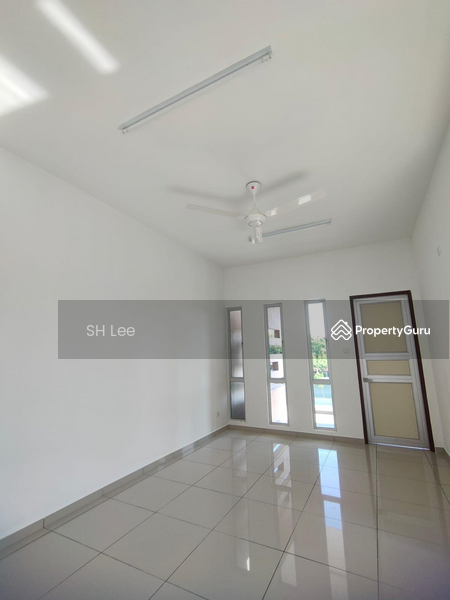 Untuk Dijual - Terrace house at Taman Naluri Indah