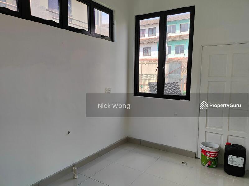 Untuk Dijual - Semi-D house at Desa Setapak