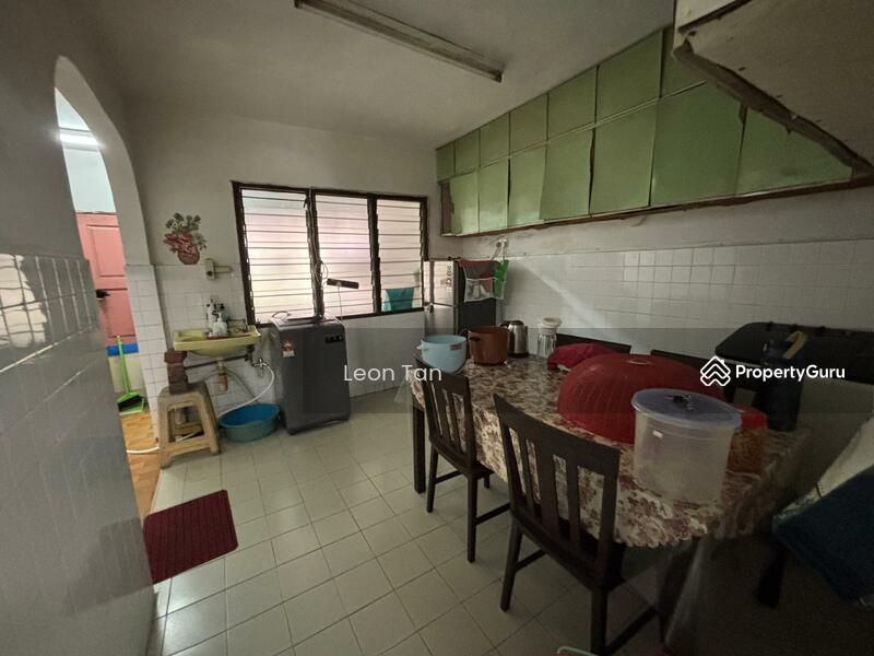 For Sale - 2-storey extended terrace house at Taman Sri Muda