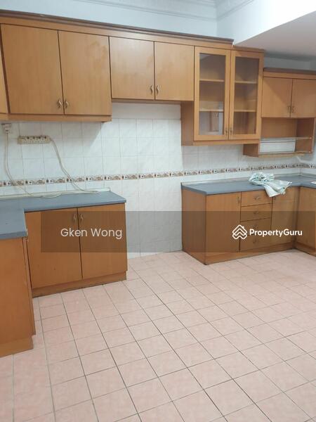For Rent - Terrace house at Seksyen 6