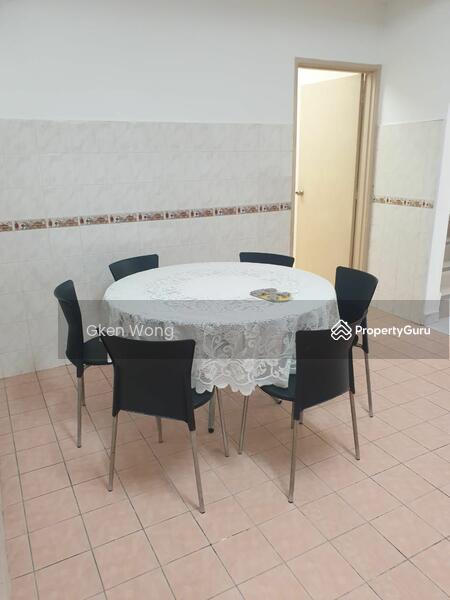 For Rent - Terrace house at Seksyen 6