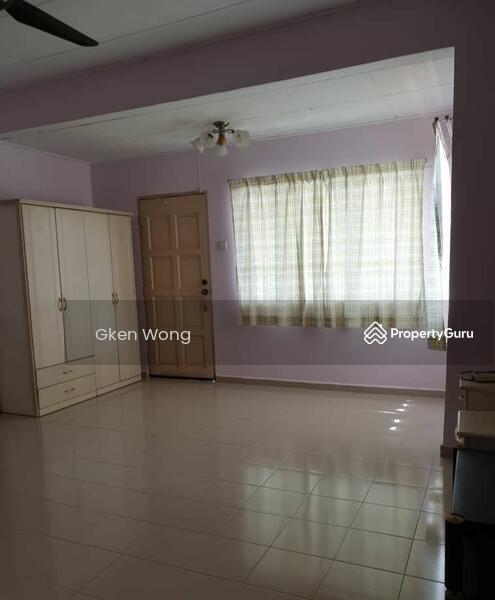 For Rent - Terrace house at Seksyen 6