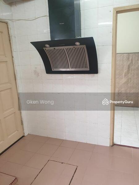 For Rent - Terrace house at Seksyen 6