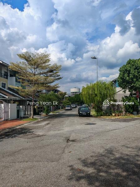 For Sale - Terrace house at Lake Fields