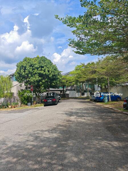 For Sale - Terrace house at Lake Fields