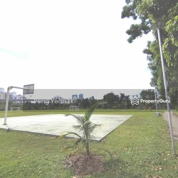 For Sale - Terrace house at Lake Fields