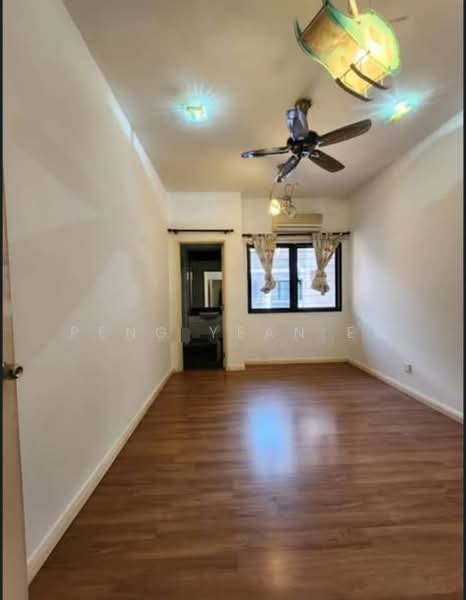 3-storey Terraced House for Sale in Lake Fields (Sungai Besi) - Peng Yean Ek - Living Room - PropertyGuru.com.my