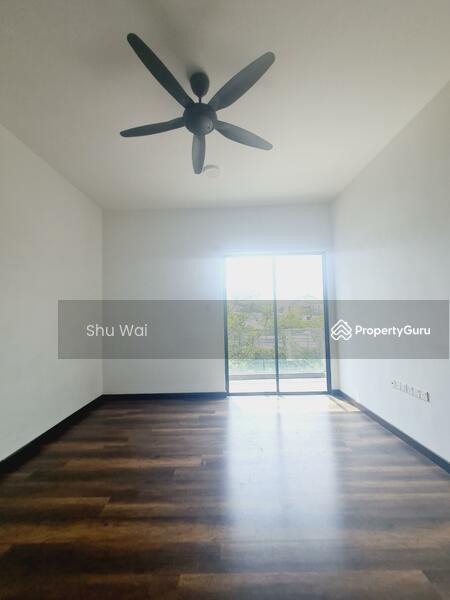 For Sale - 5 Reasons Buy Corner|Low Density|Gated Guarded|Can Extend|Tight Security|Below Market Value