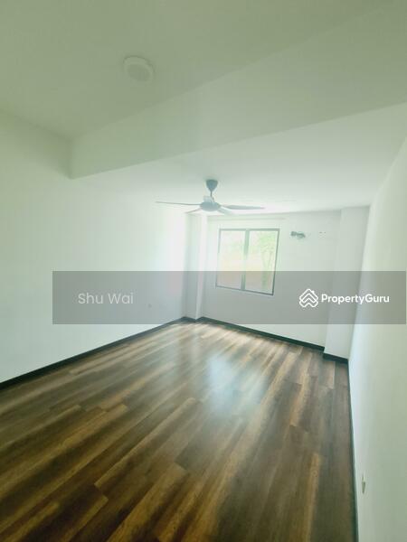For Sale - 5 Reasons Buy Corner|Low Density|Gated Guarded|Can Extend|Tight Security|Below Market Value