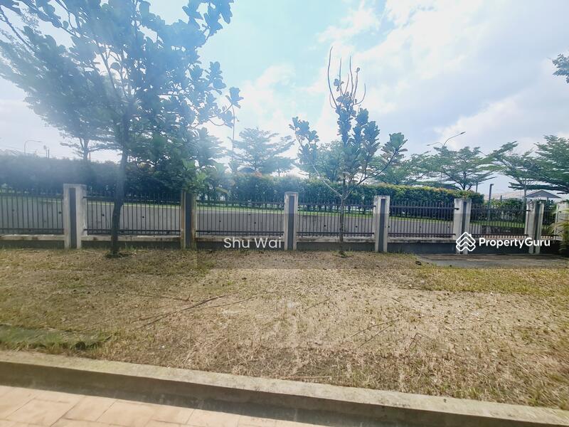 For Sale - 5 Reasons Buy Corner|Low Density|Gated Guarded|Can Extend|Tight Security|Below Market Value