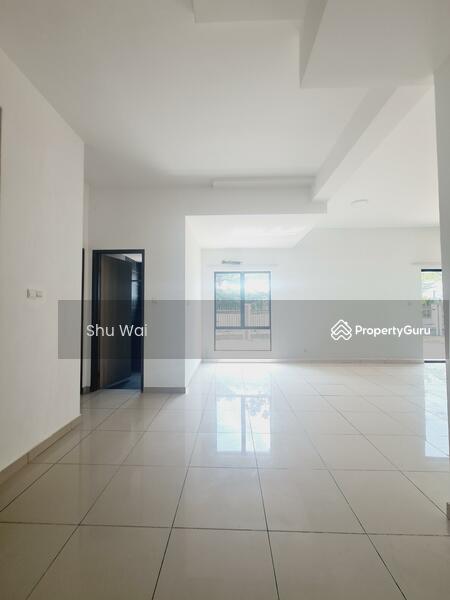 For Sale - 5 Reasons Buy Corner|Low Density|Gated Guarded|Can Extend|Tight Security|Below Market Value