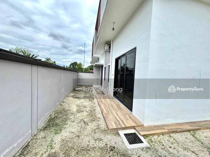 For Sale - The Grand Thompson