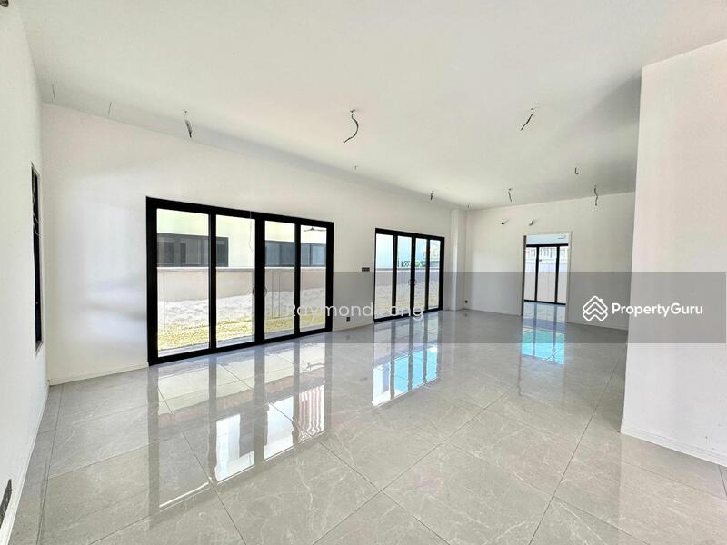 For Sale - The Grand Thompson