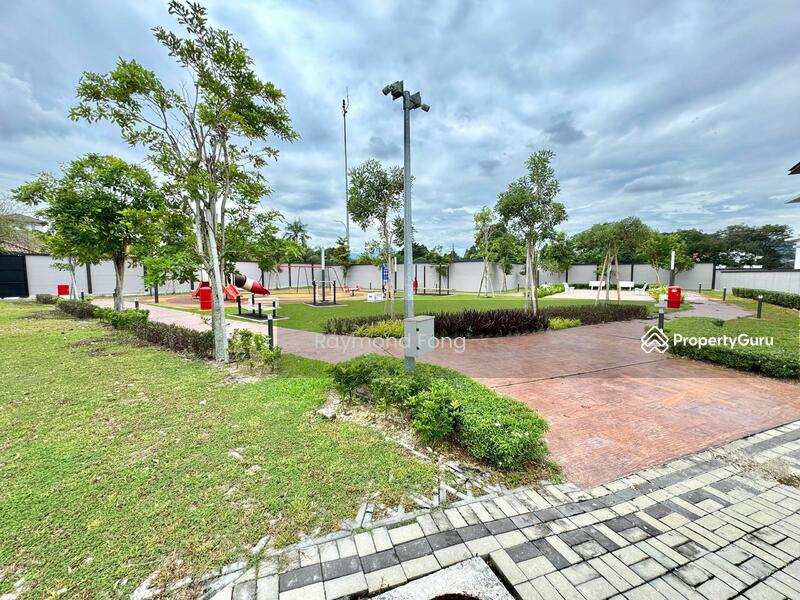 For Sale - The Grand Thompson