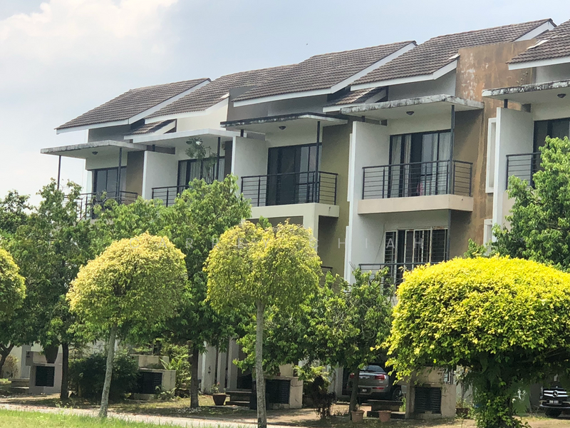 2.5-storey Terraced House for Sale in Lake Edge (Puchong) - Carrey Chiah - PropertyGuru.com.my