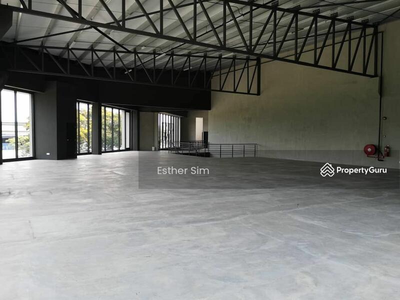 For Rent - Commercial suit for show unit