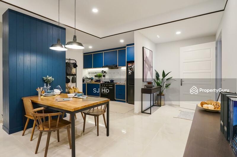 Lucerne Residences - Show Room Photo