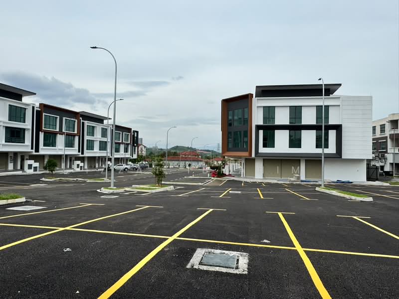Kedai / Pejabat untuk Disewa di Bandar Seri Putra (Bangi) - Izzat Ibrahim - PropertyGuru.com.my