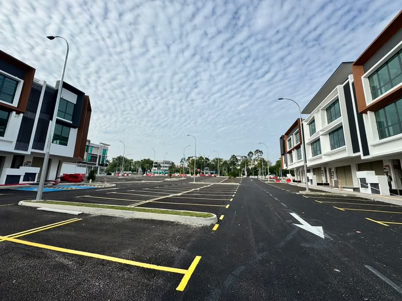 Kedai / Pejabat untuk Disewa di Bandar Seri Putra (Bangi) - Izzat Ibrahim - PropertyGuru.com.my