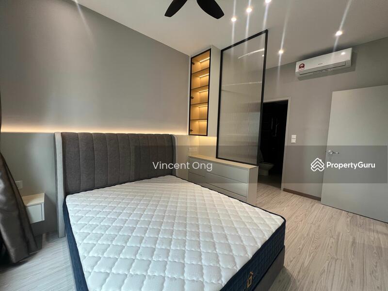 For Rent - M Oscar