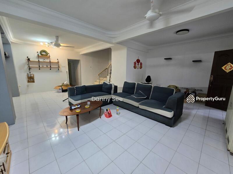 For Sale - Taman Putri Kulai Double Storey Terrace House Unblock View