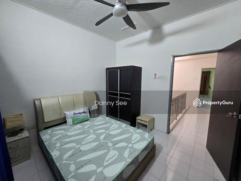 For Sale - Taman Putri Kulai Double Storey Terrace House Unblock View