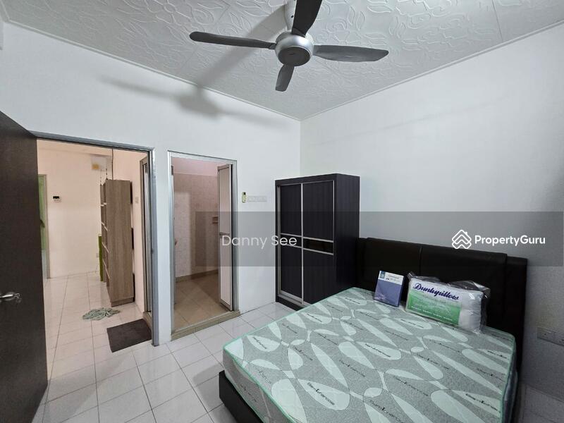 For Sale - Taman Putri Kulai Double Storey Terrace House Unblock View