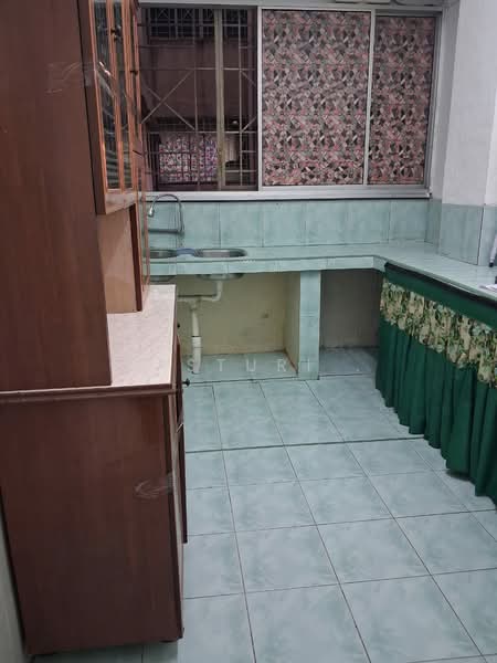 Apartment for Rent at Pangsapuri Damai Senja - Kasturi . - Kitchen - PropertyGuru.com.my