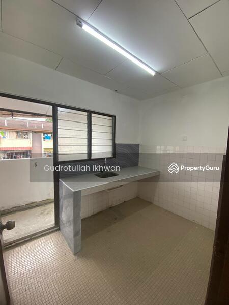 Untuk Dijual - PKNS Flat Seksyen 16