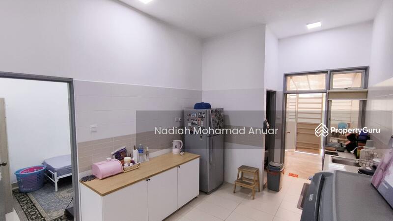 Untuk Dijual - Viola