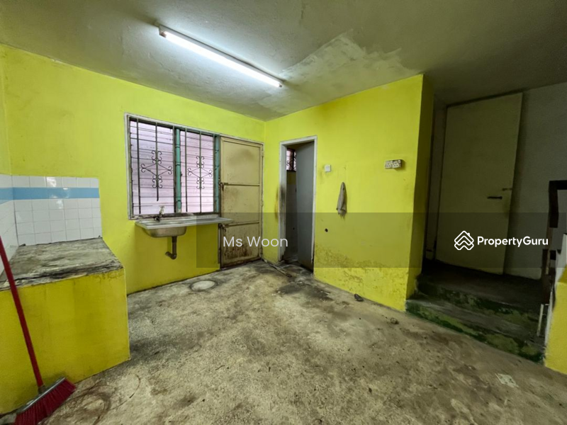 For Rent - 2-storey Terrace House at Taman Malim Jaya