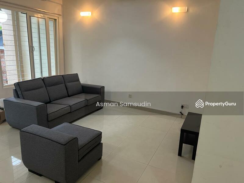 For Rent - Double Storey Jalan Ubin For Rental in Bukit Jelutong Shah Alam
