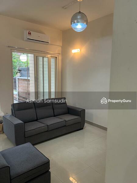 For Rent - Double Storey Jalan Ubin For Rental in Bukit Jelutong Shah Alam