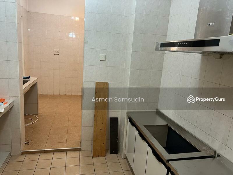 For Rent - Double Storey Jalan Ubin For Rental in Bukit Jelutong Shah Alam