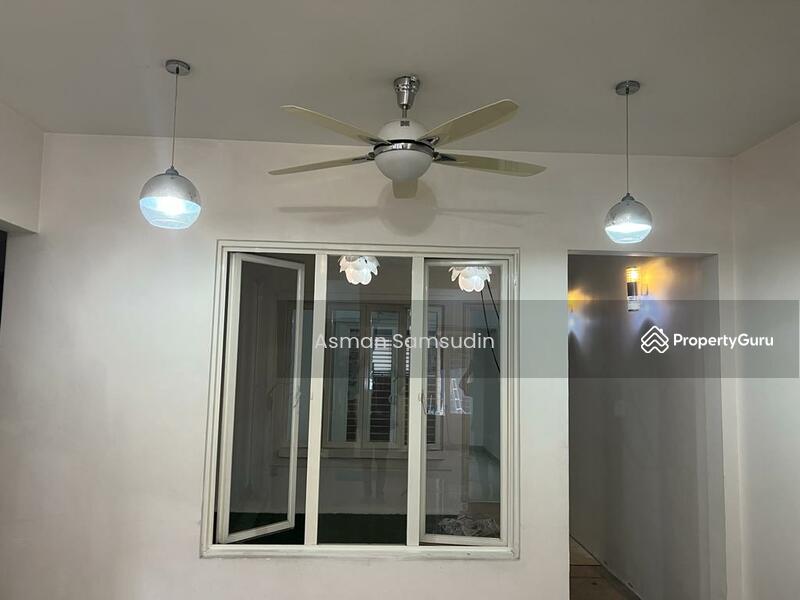 For Rent - Double Storey Jalan Ubin For Rental in Bukit Jelutong Shah Alam