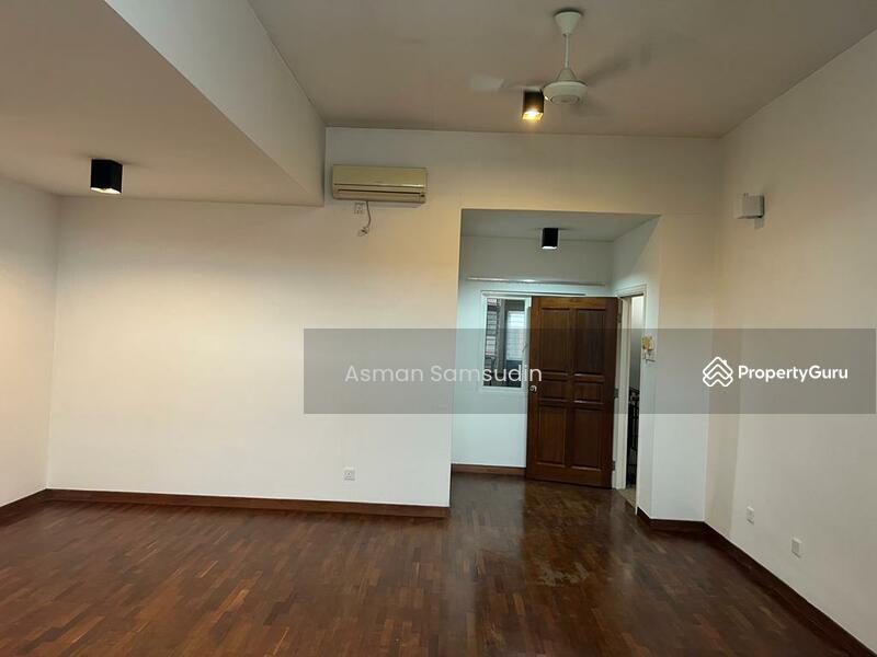 For Rent - Double Storey Jalan Ubin For Rental in Bukit Jelutong Shah Alam