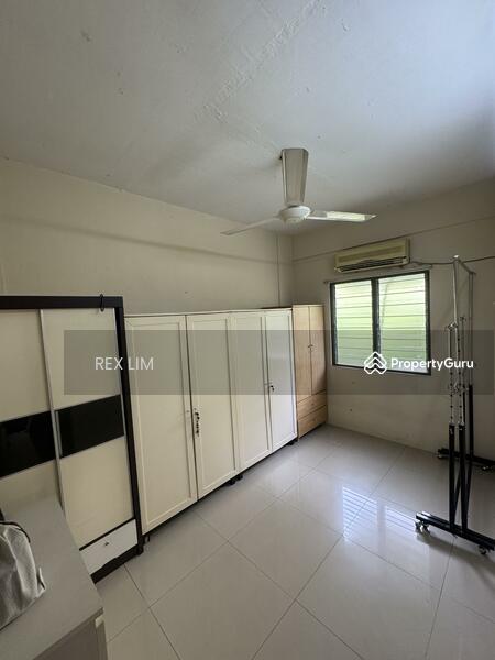 For Sale - Puchong Utama Court 2