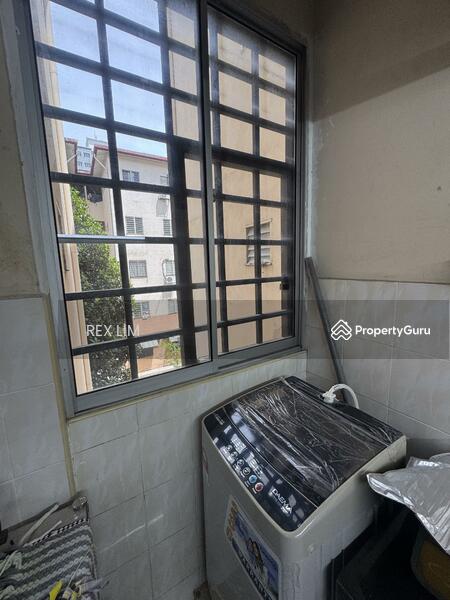 For Sale - Puchong Utama Court 2